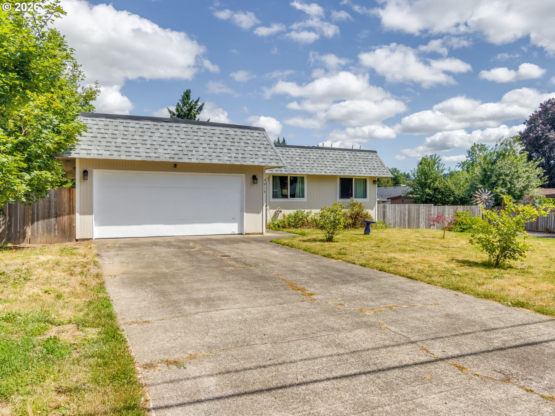 7913 SE CLACKAMAS RD