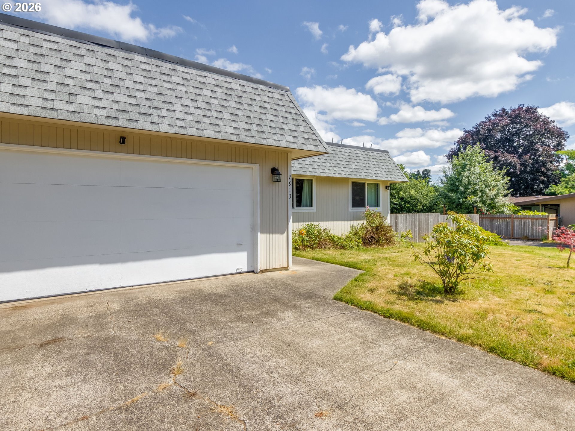 7913 SE CLACKAMAS RD