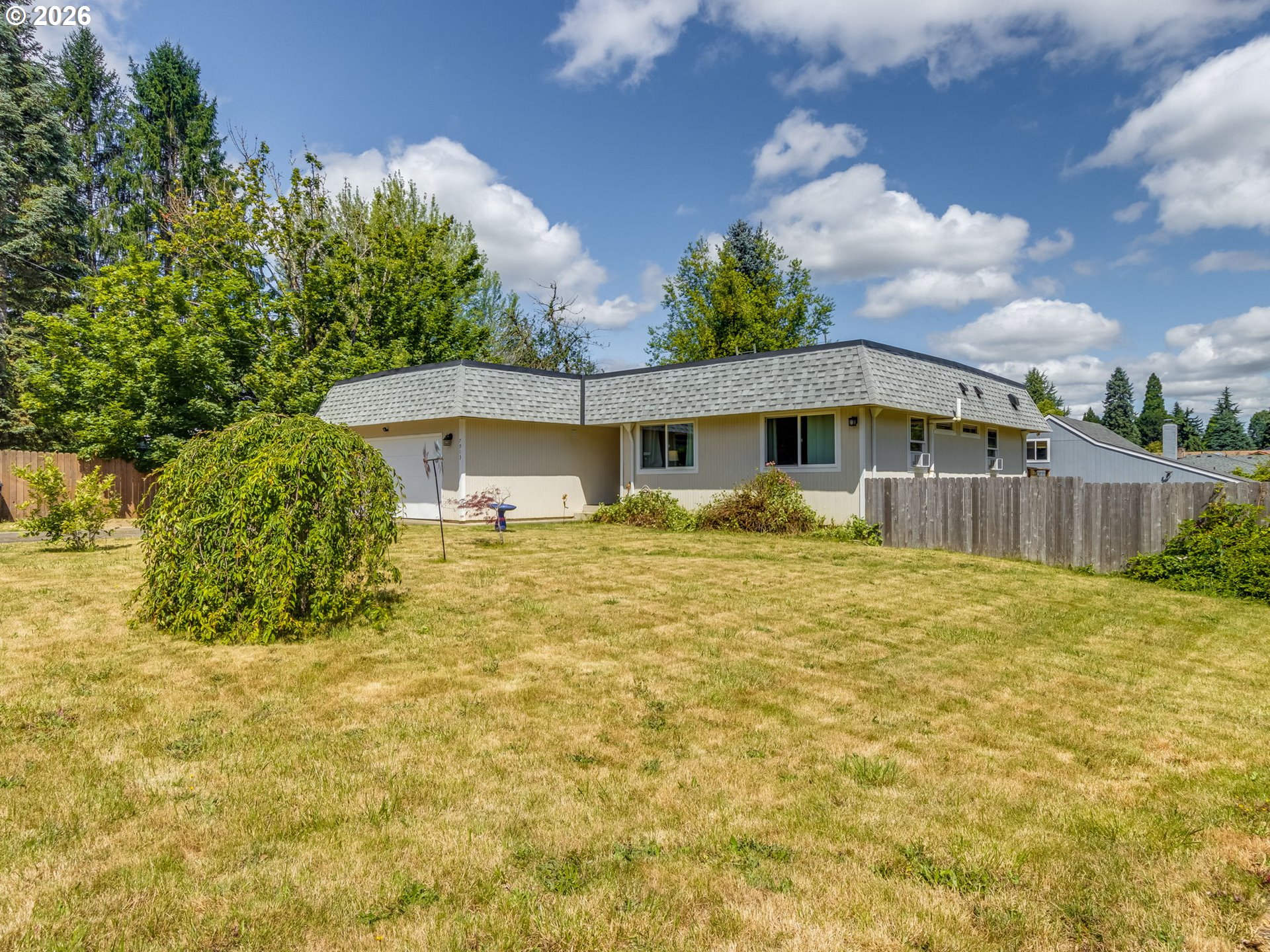 7913 SE CLACKAMAS RD