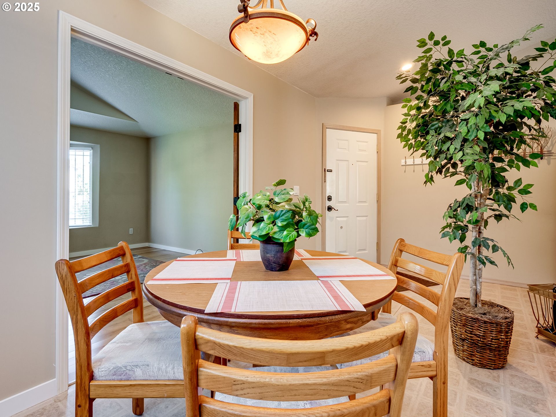 Vancouver, Washington 98682, United States, 3 Bedrooms Bedrooms, ,2 BathroomsBathrooms,Residential,Active,173541