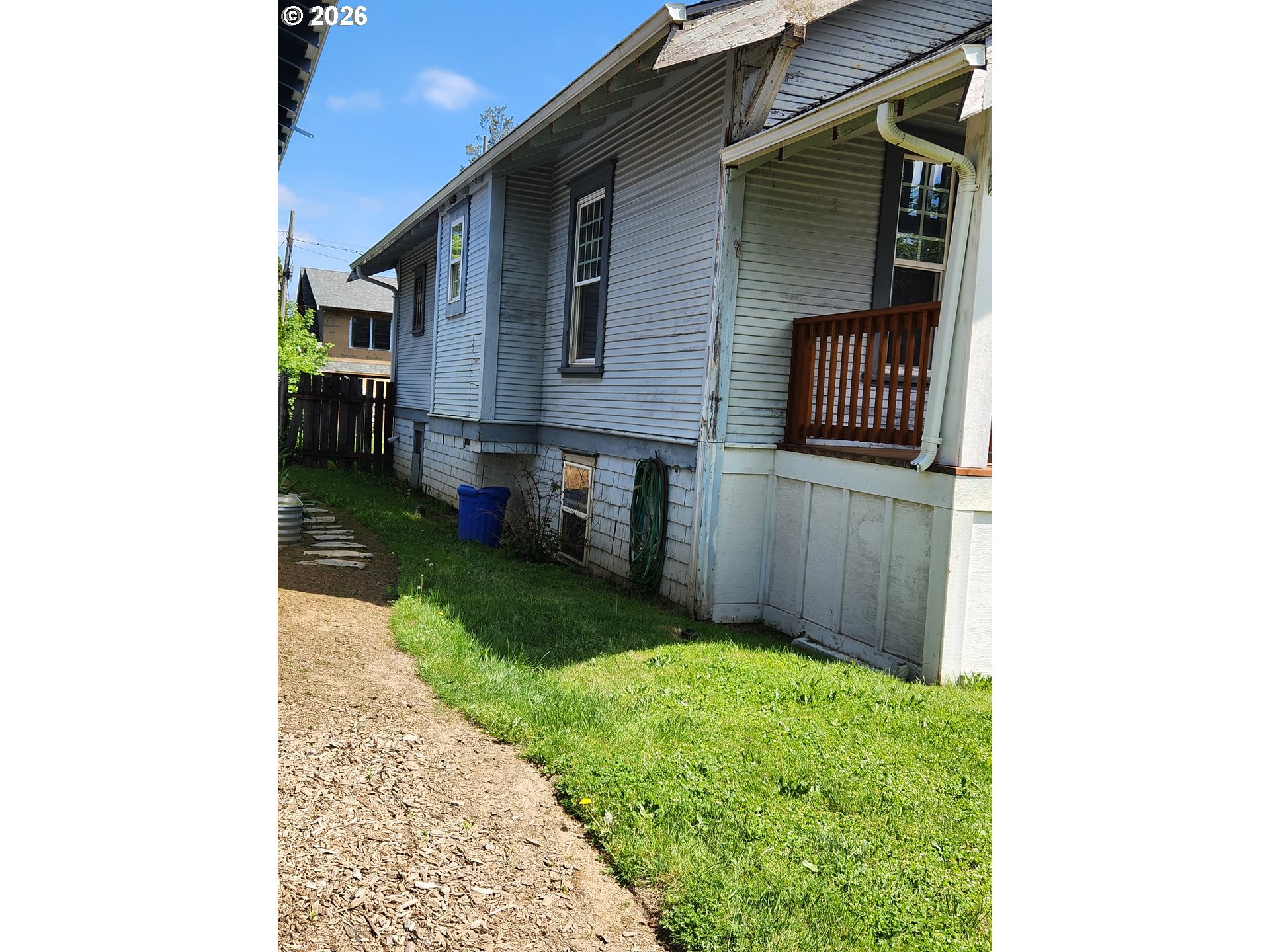 5107 N VANDERBILT ST