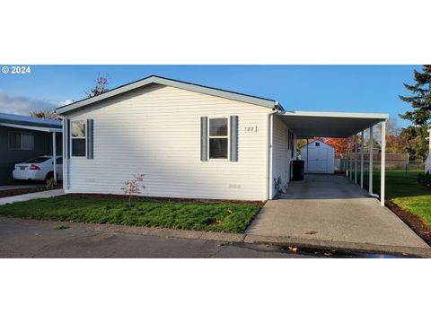 A home in McMinnville