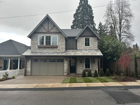 2077 5th AVE West Linn OR 97068