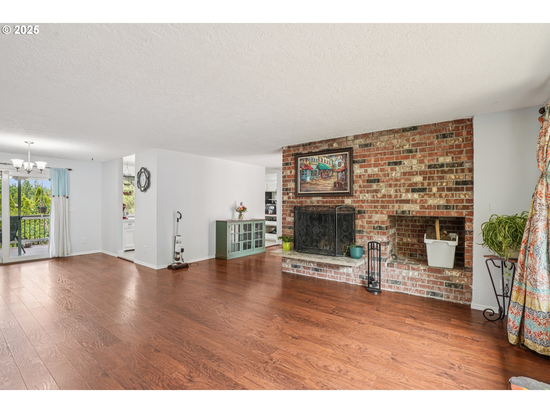 545 SW 6TH CT