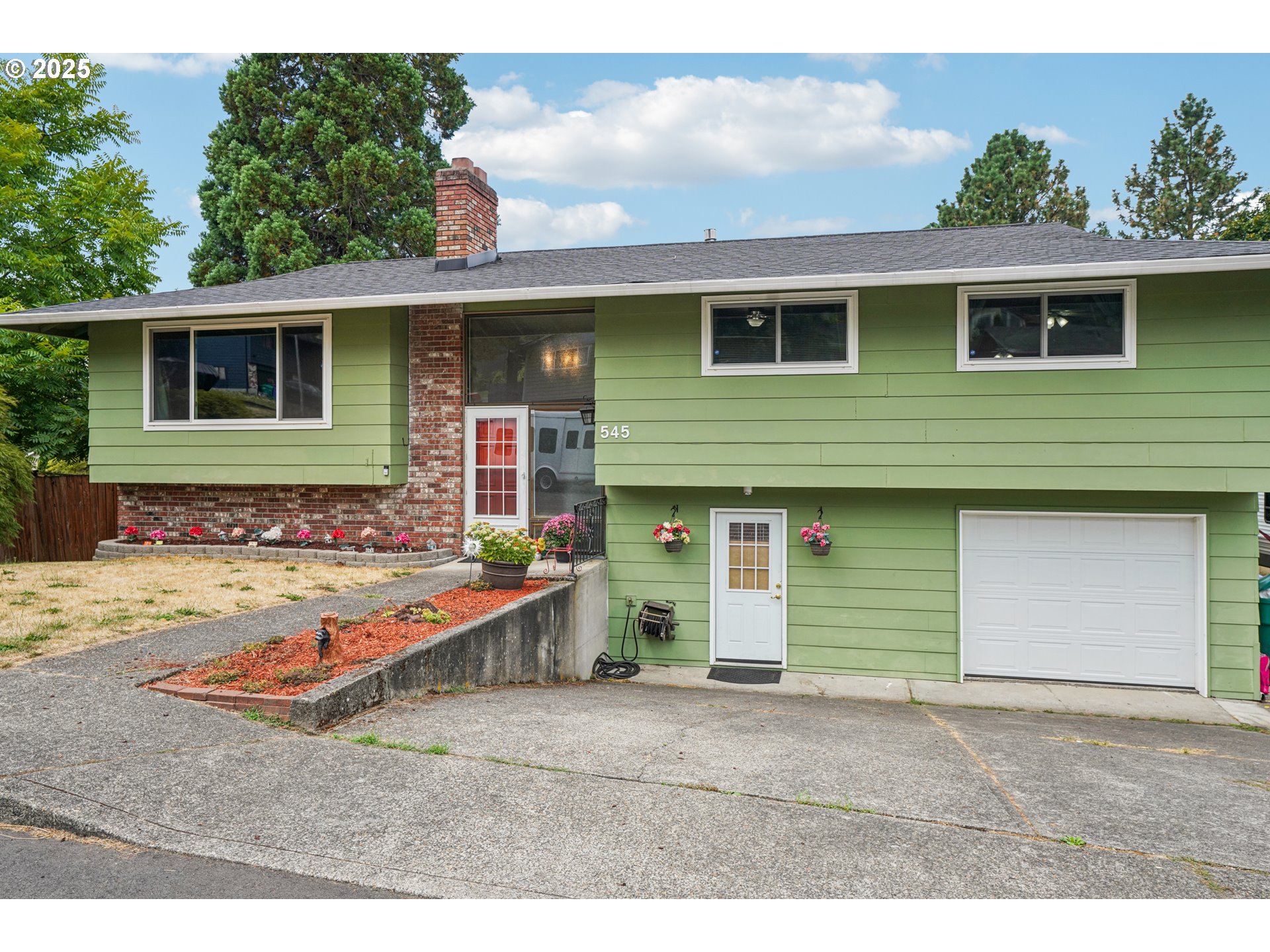 545 SW 6TH CT