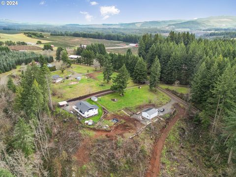 A home in Estacada