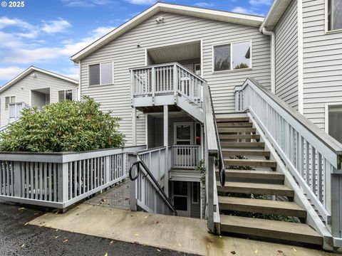 6722 N RICHMOND AVE Portland OR 97203