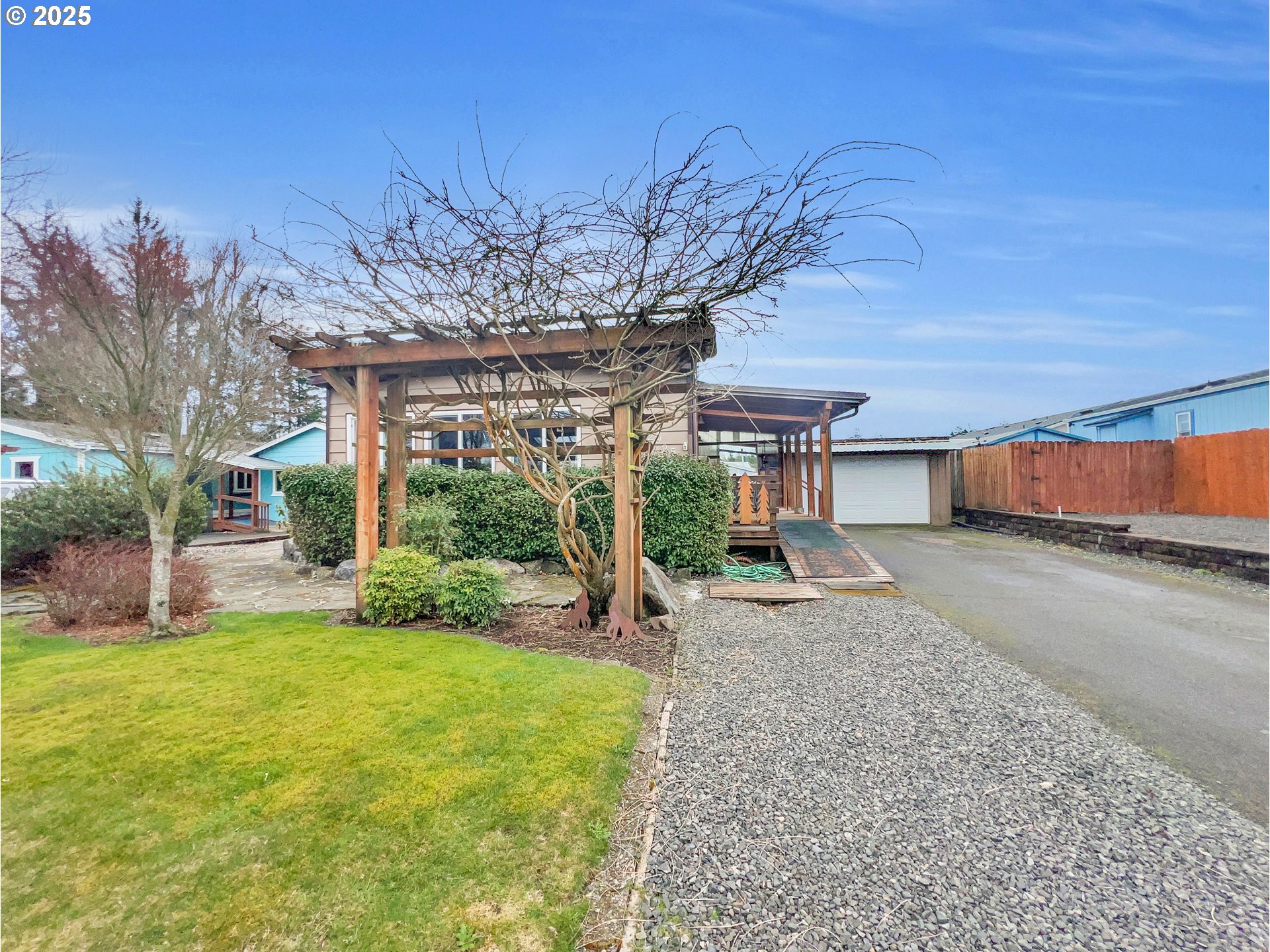 2925 KNOTT TER