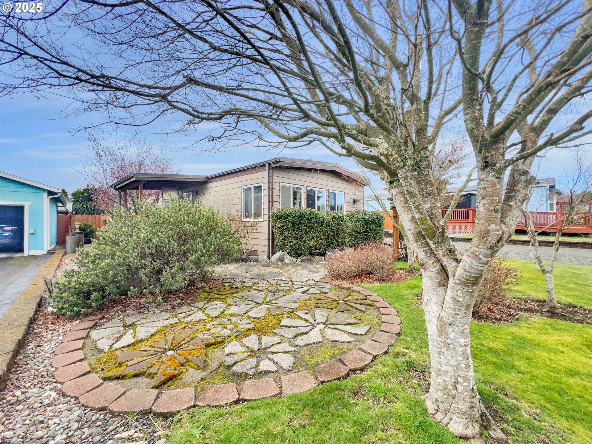 2925 KNOTT TER