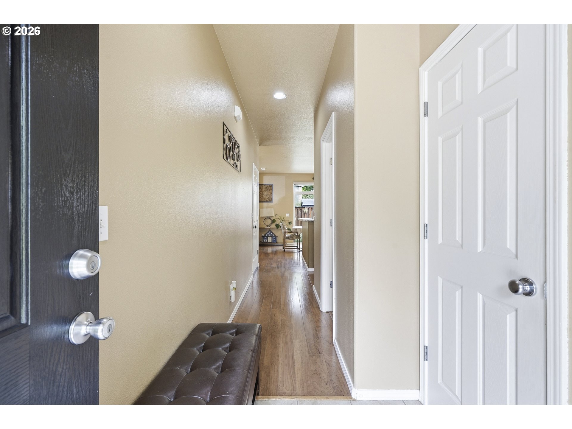 979 SE ROUNDELAY ST