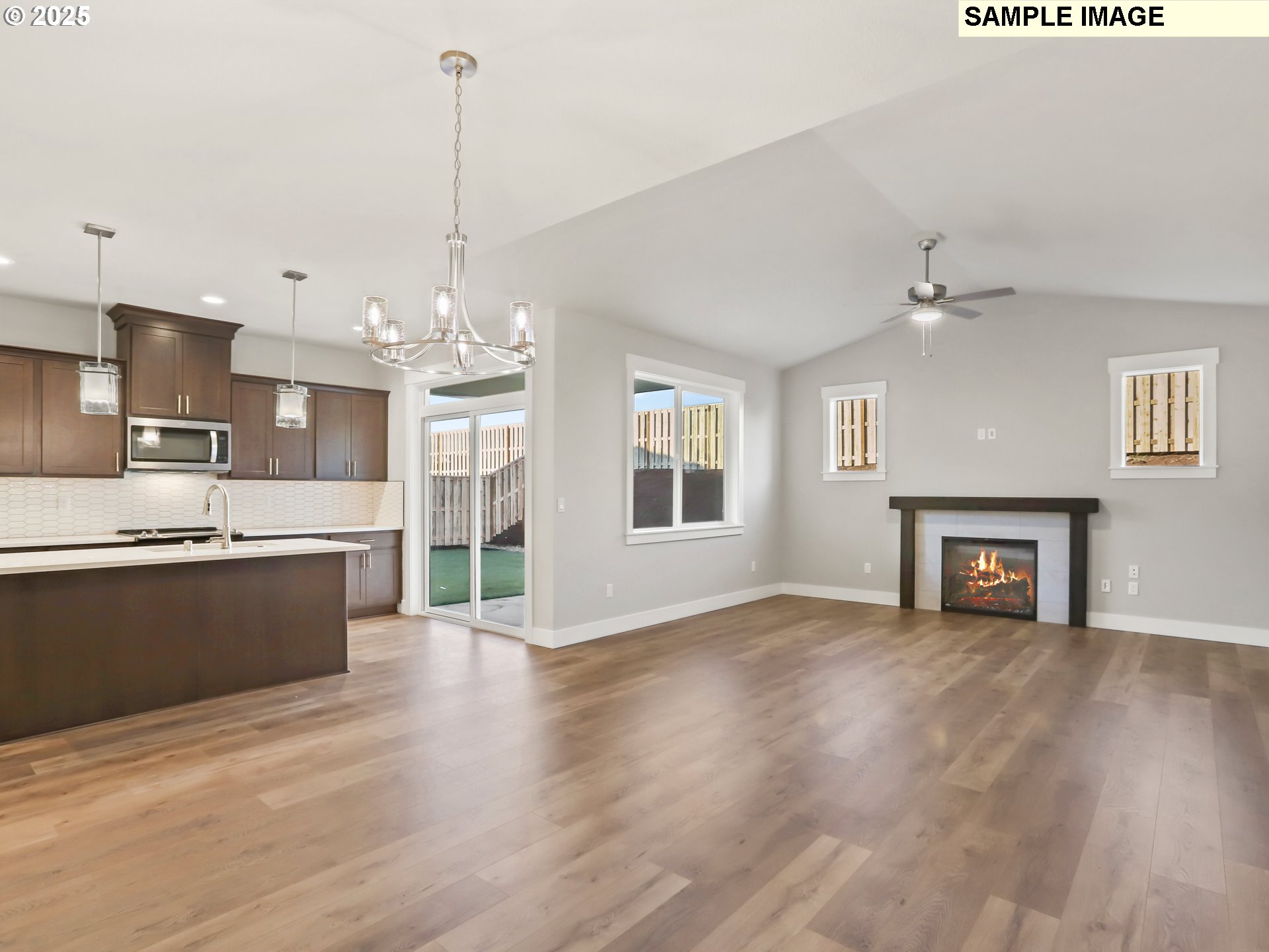 2206 E Badger WAY