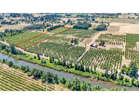 River DR Creswell OR 97426