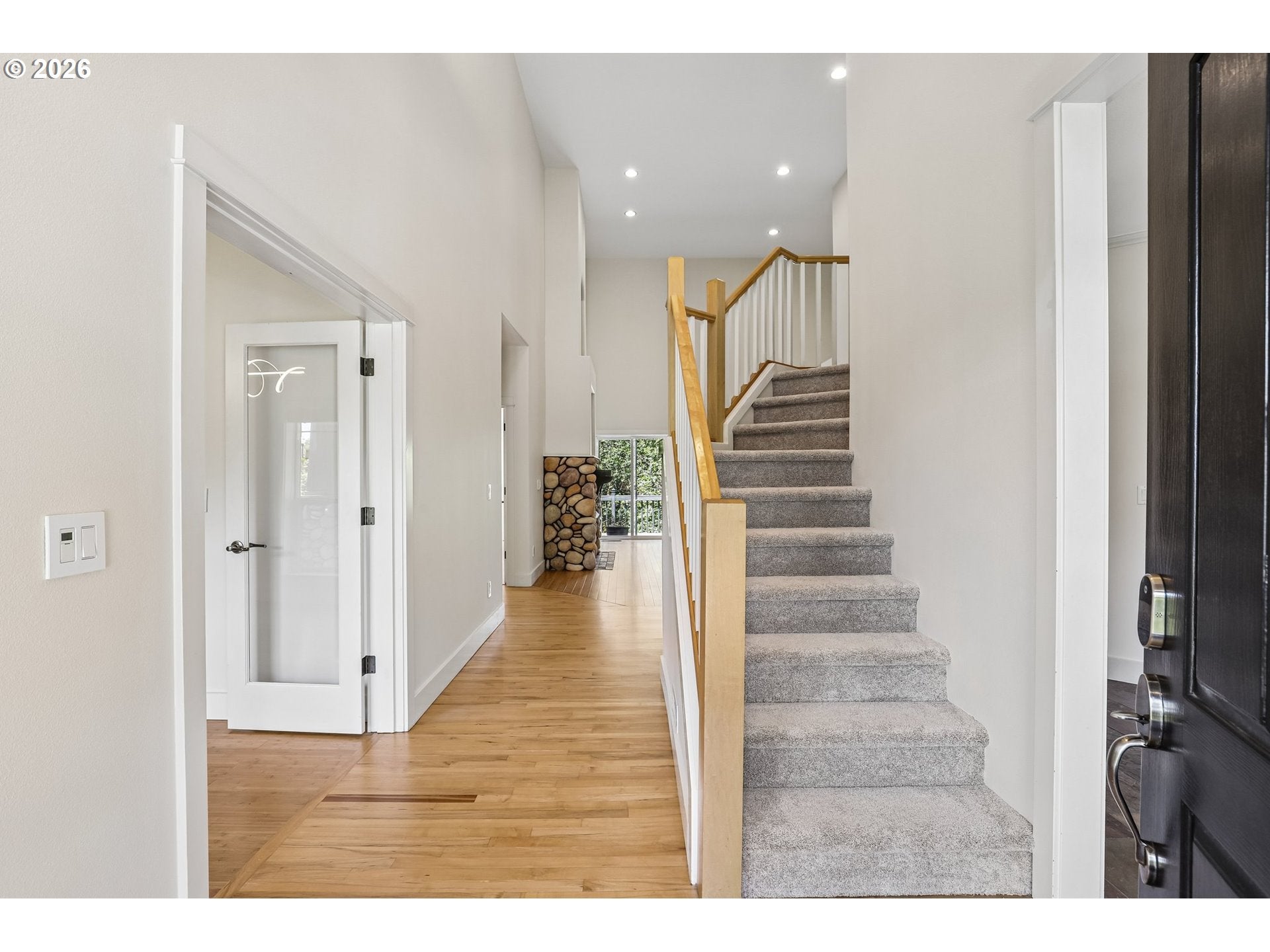 2445 W 10TH ST