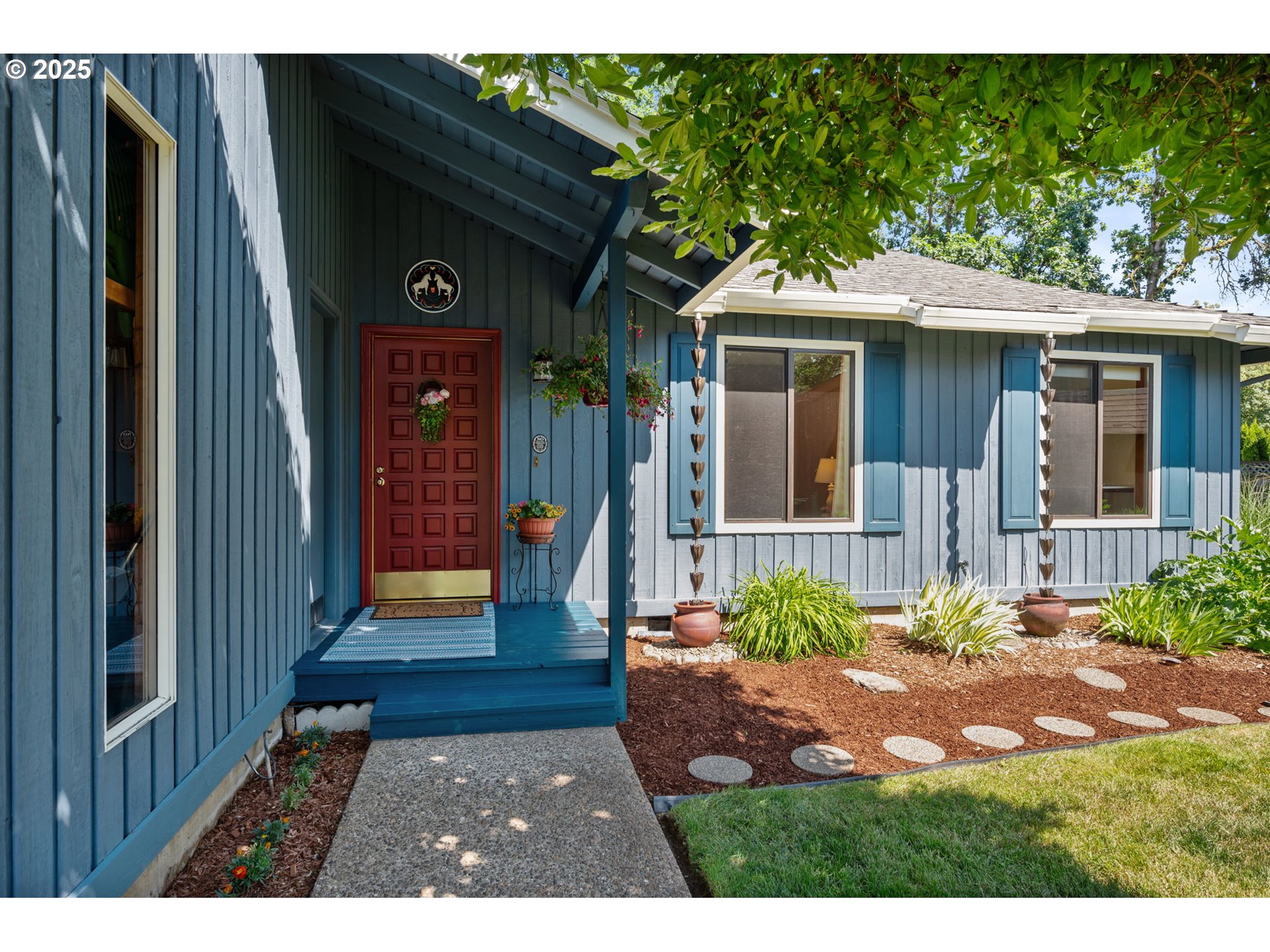 1395 BEVERLY DR