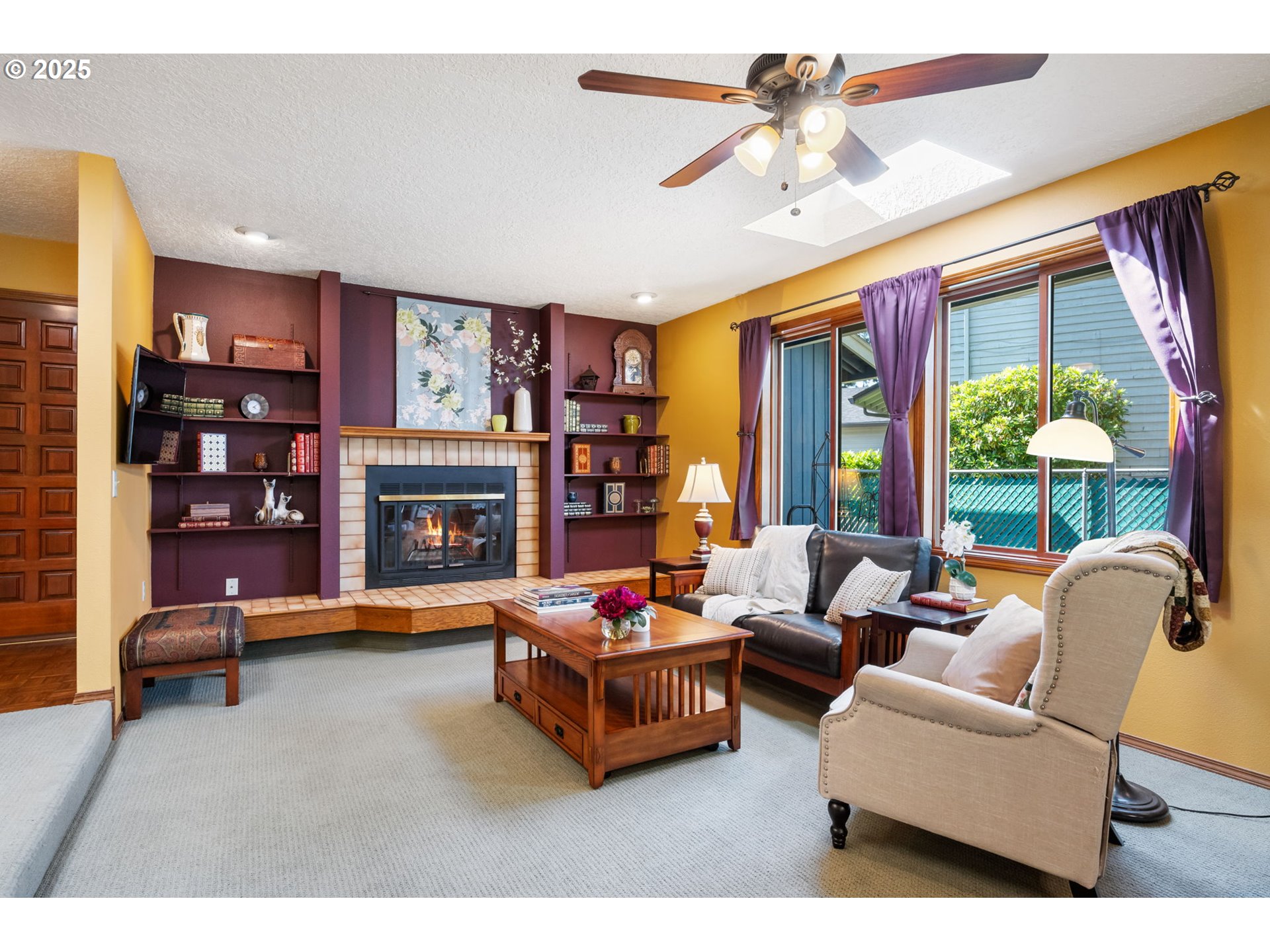 1395 BEVERLY DR