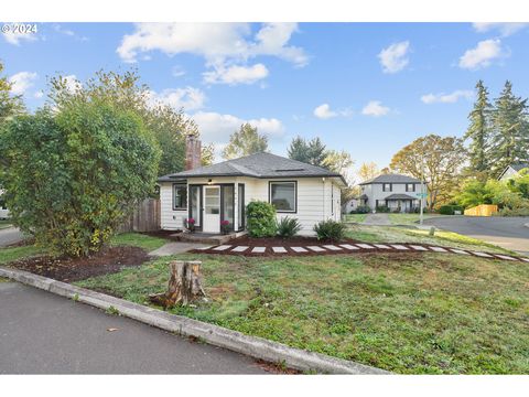 A home in Milwaukie