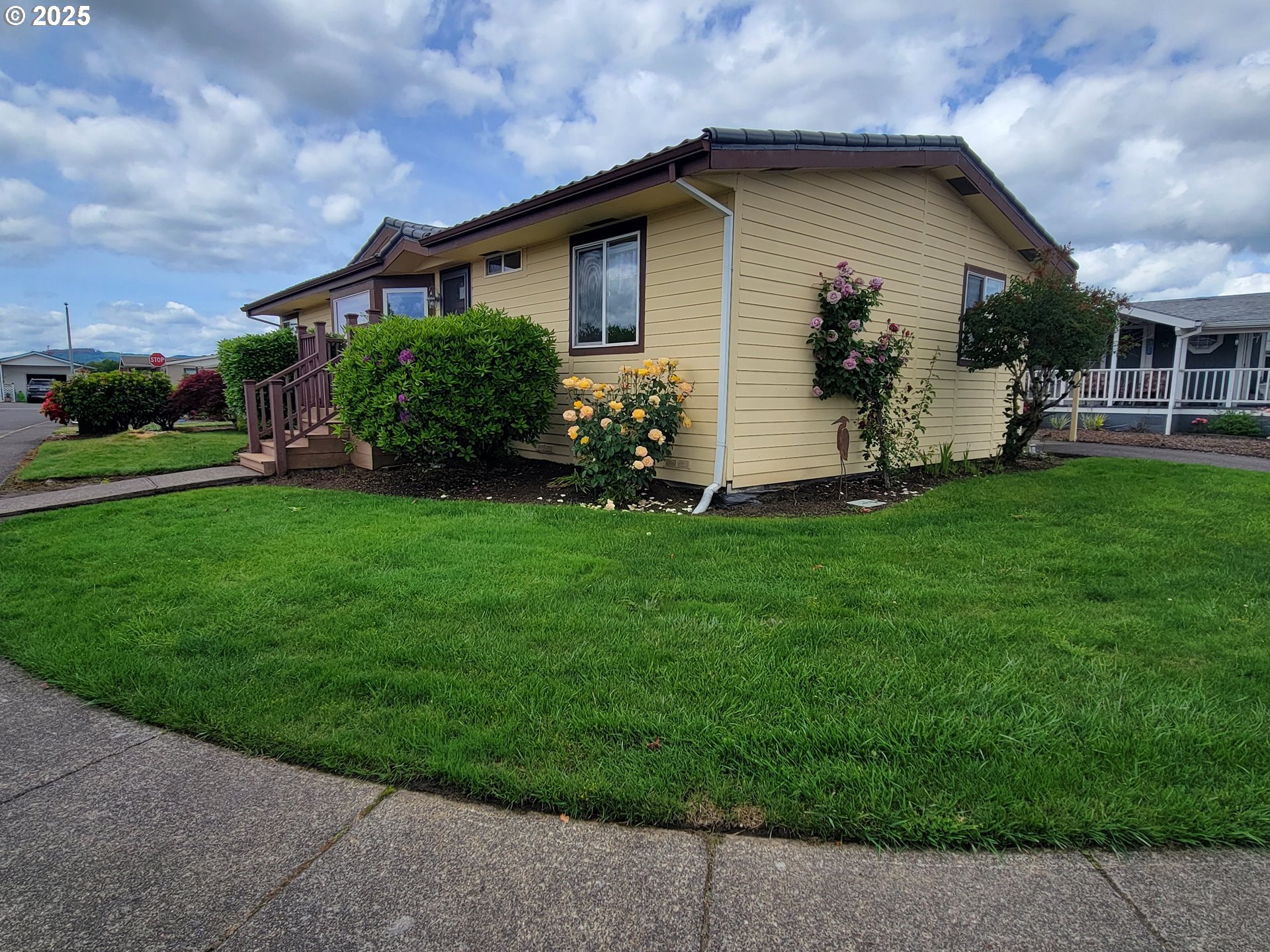 1300 PIONEER WAY