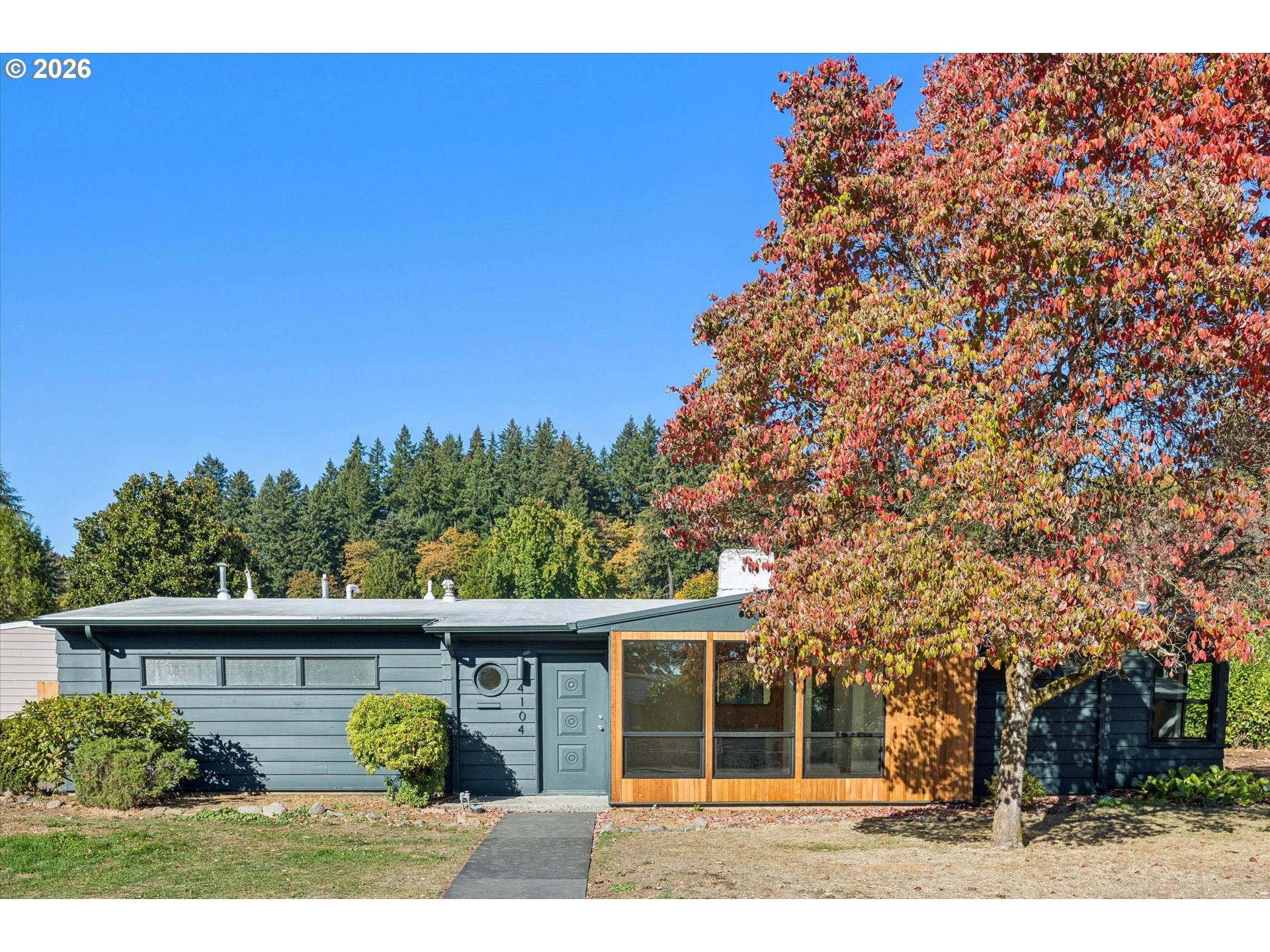 4104 FARVIEW DR