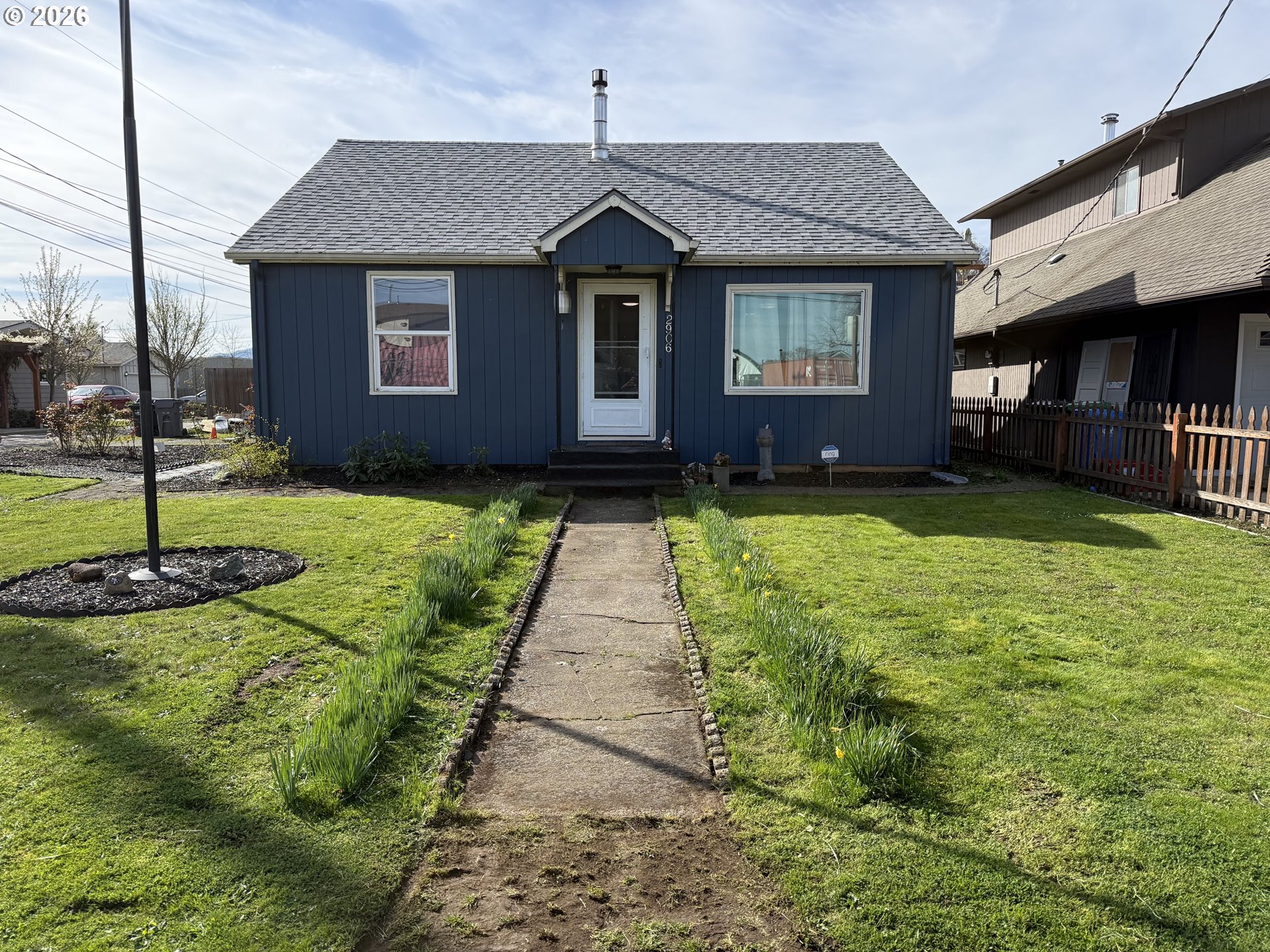 2906 ELMIRA RD