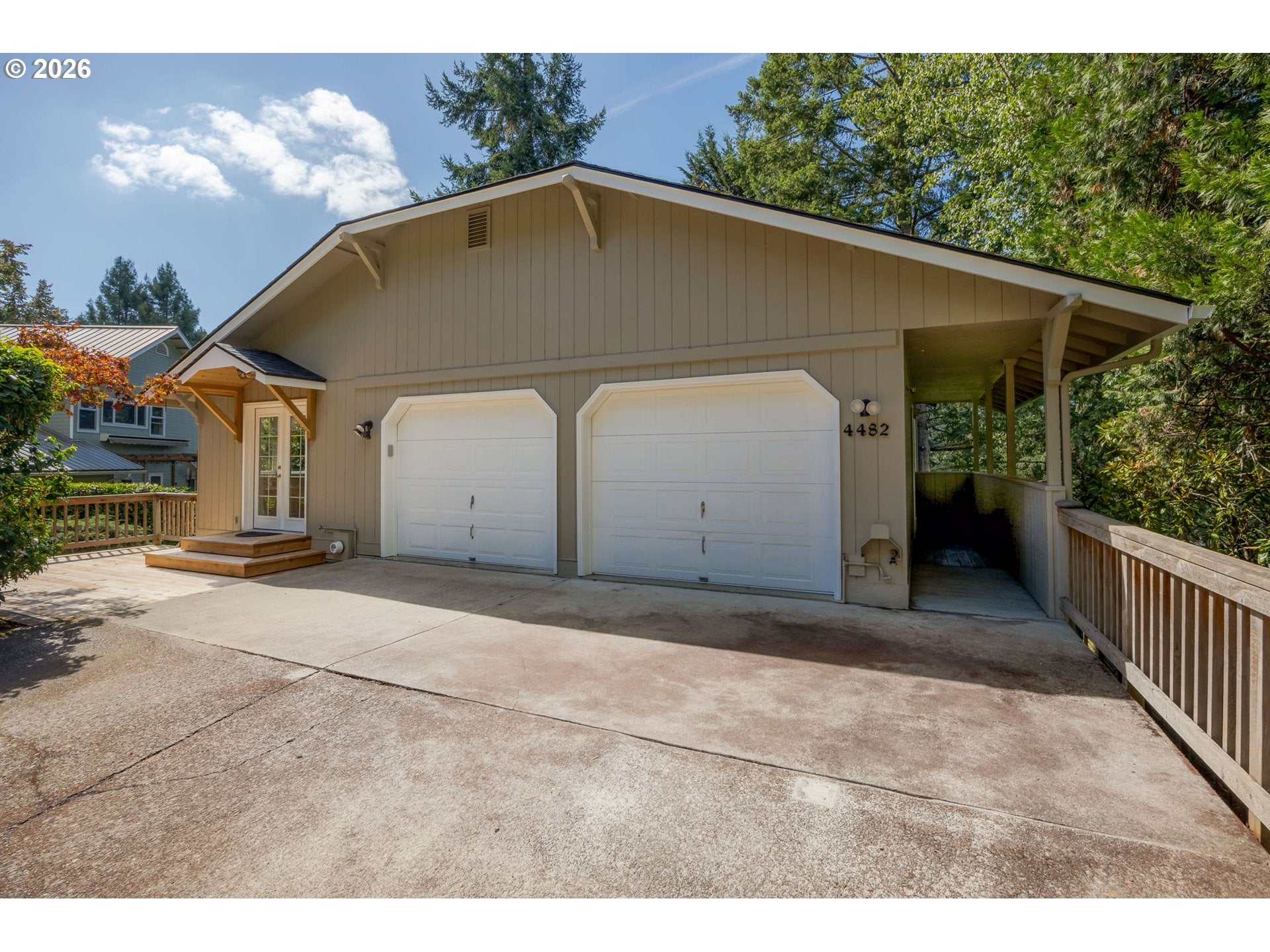 4482 PADDOCK DR