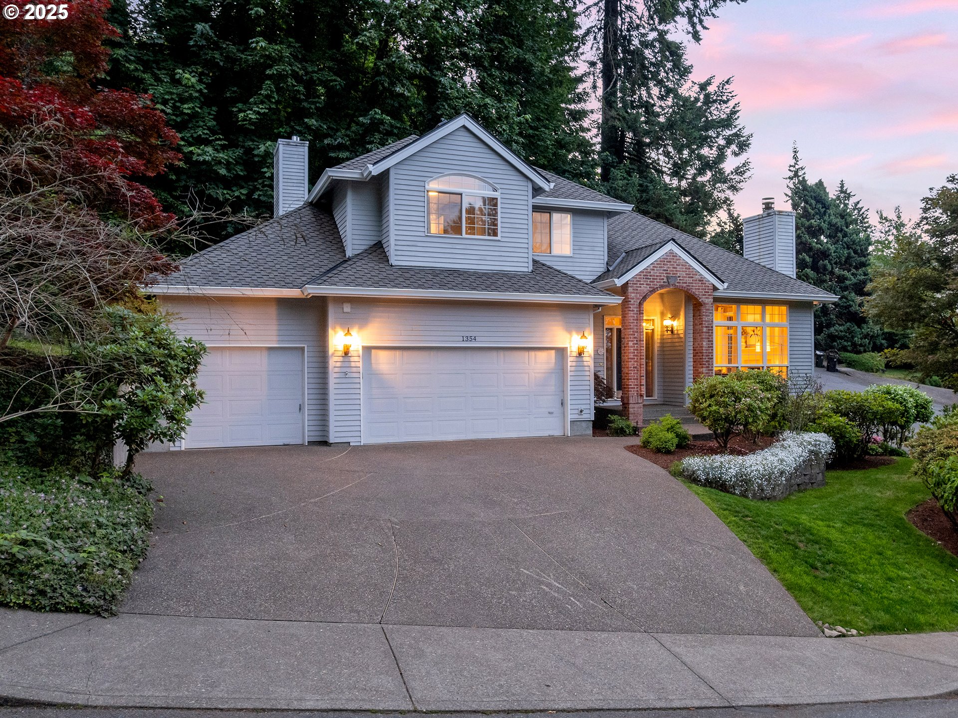 1354 SKYE PKWY