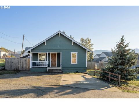 A home in Roseburg