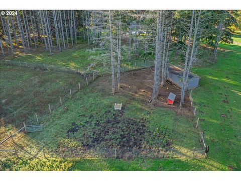 A home in Estacada