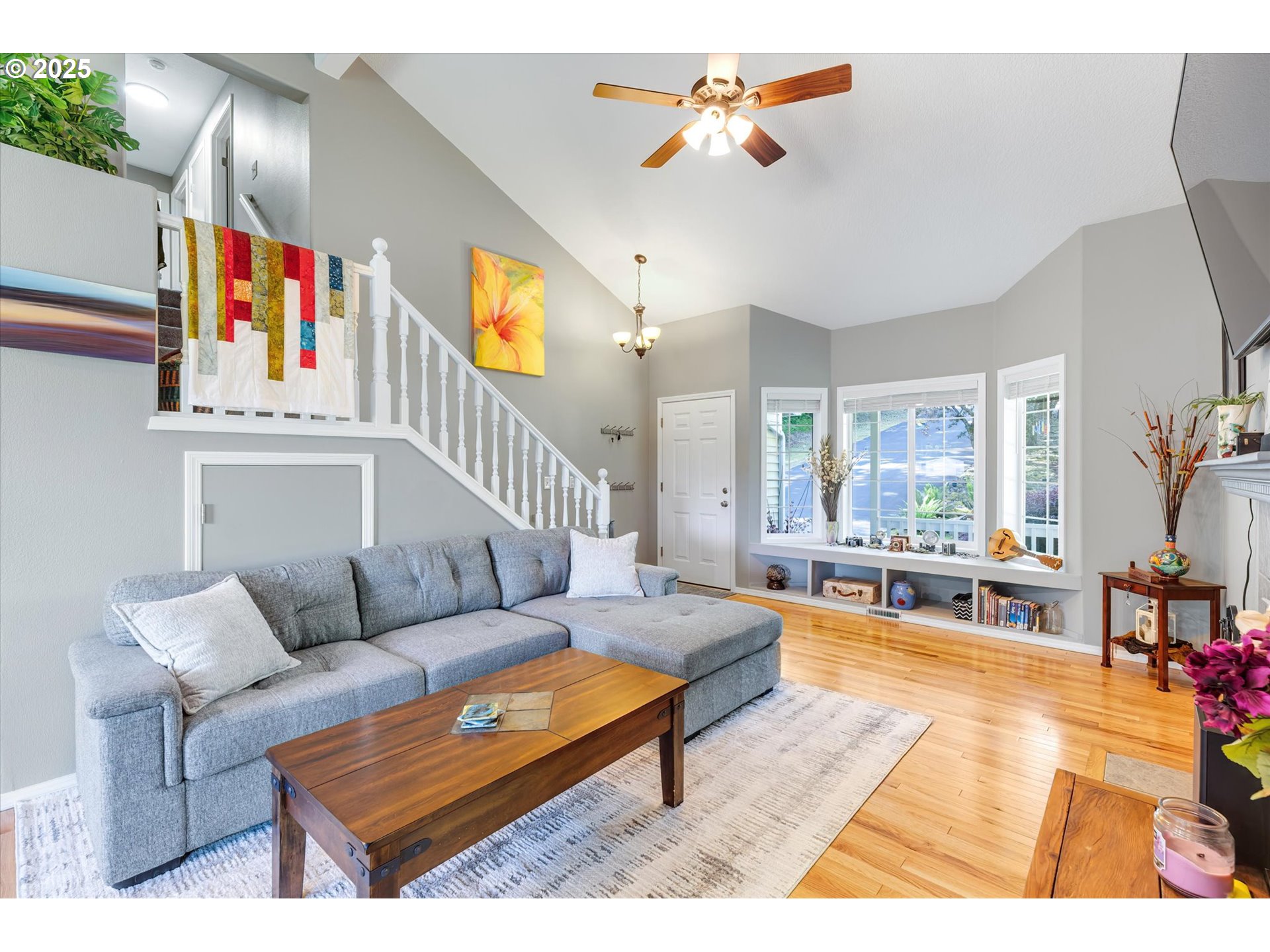 206 SALMONBERRY LN