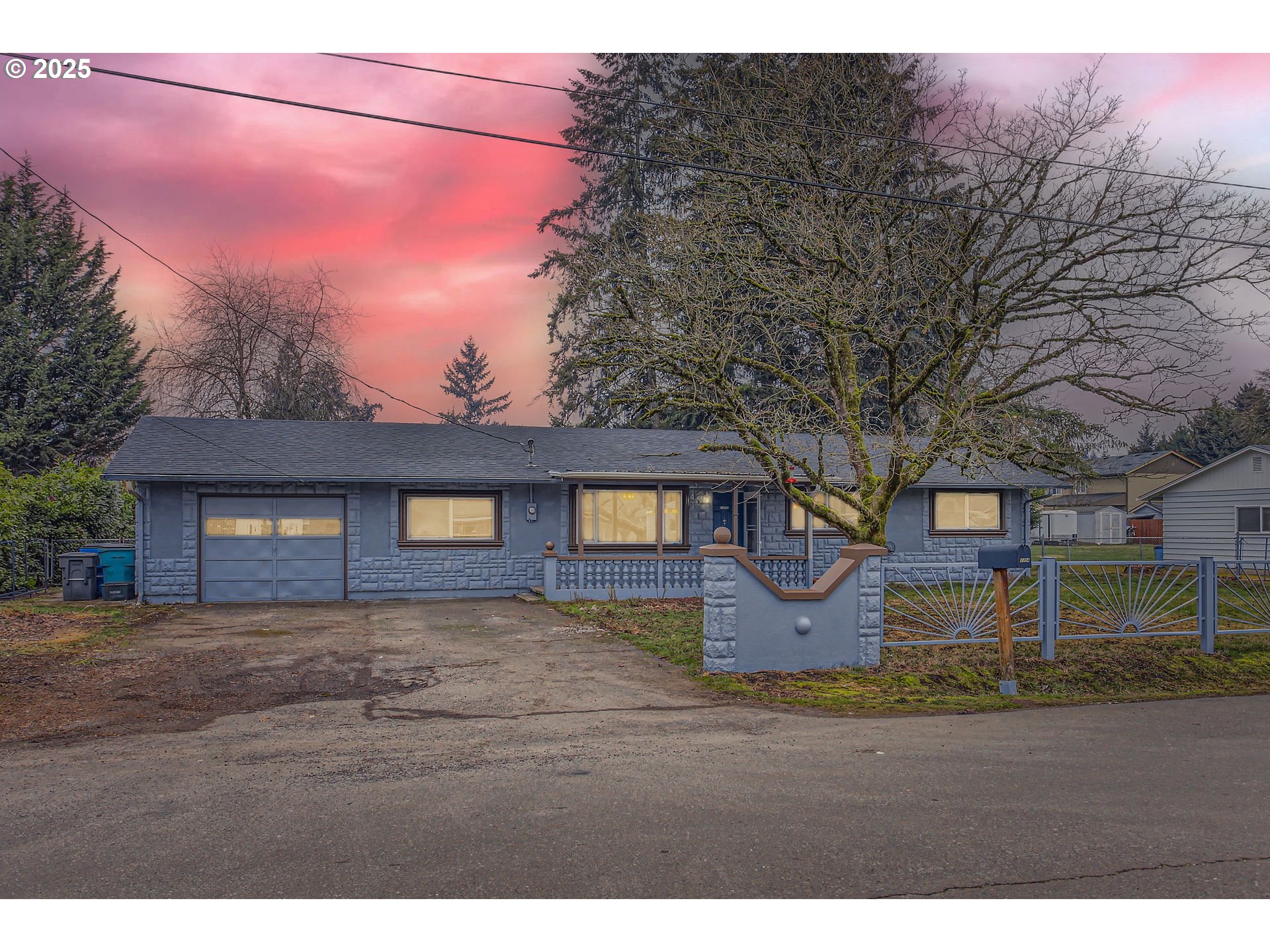 Vancouver, Washington 98664, United States, 3 Bedrooms Bedrooms, ,1 BathroomBathrooms,Residential,Pending,9733