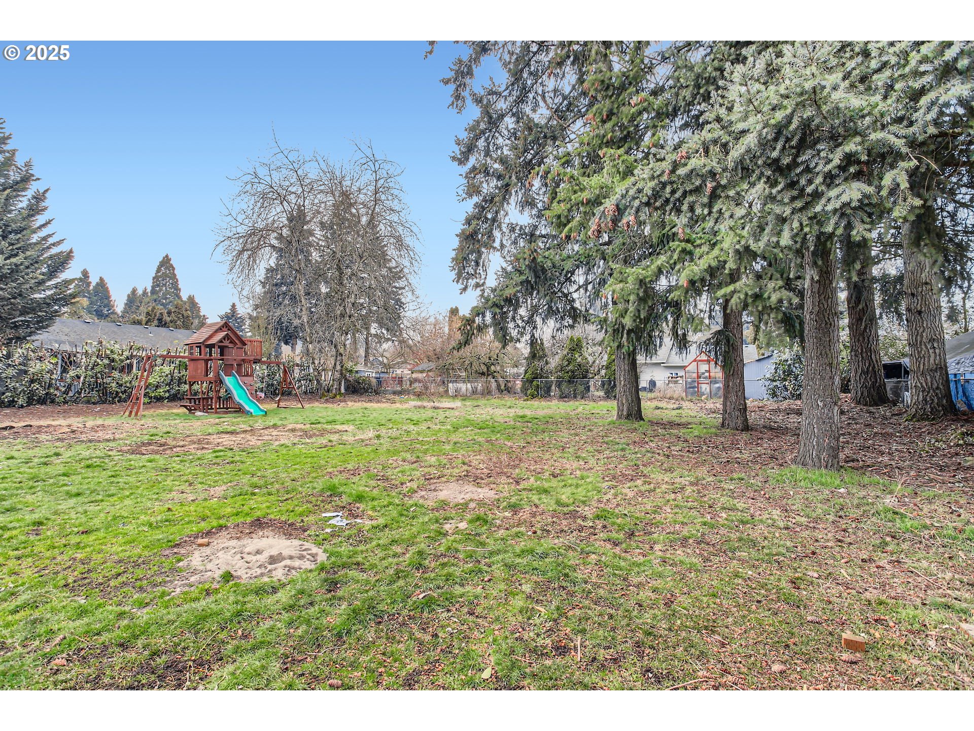 Vancouver, Washington 98664, United States, 3 Bedrooms Bedrooms, ,1 BathroomBathrooms,Residential,Pending,9733