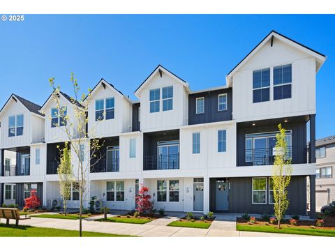 3562 SE BROOKWOOD AVE Hillsboro OR 97123