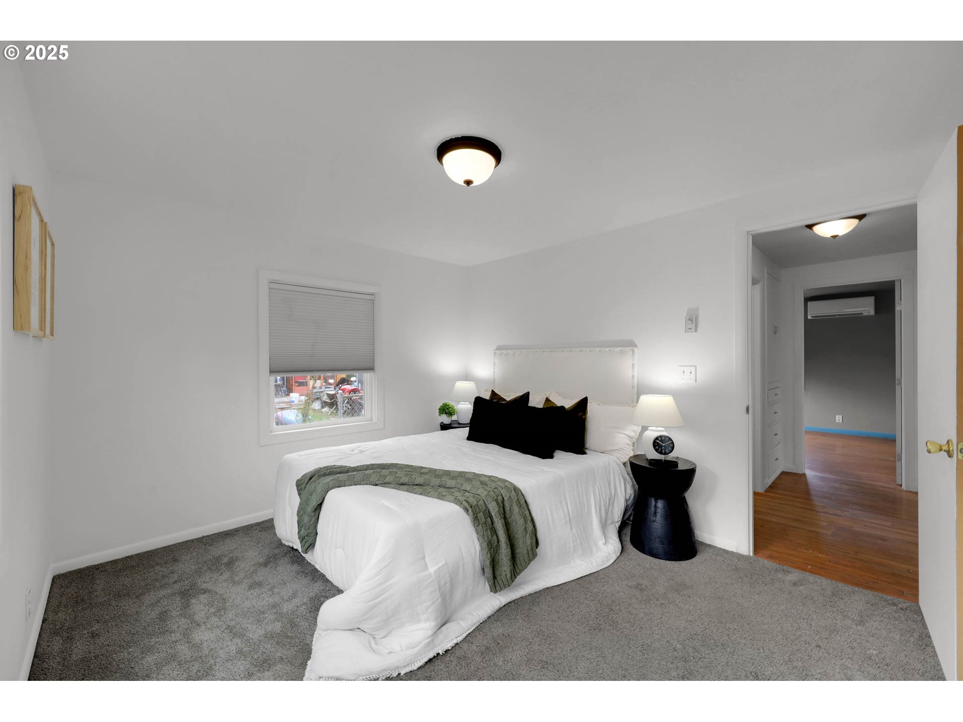 Eugene, Oregon 97405, United States, 3 Bedrooms Bedrooms, ,2 BathroomsBathrooms,Residential,Pending,208663