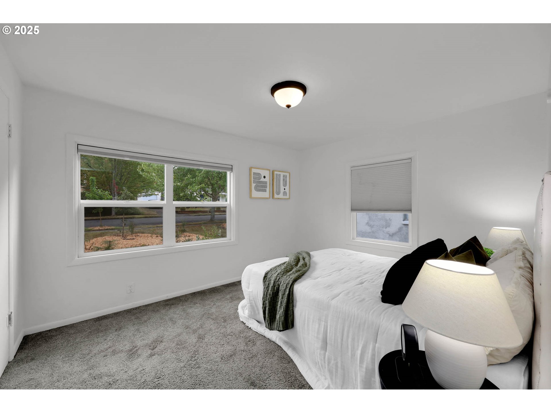 Eugene, Oregon 97405, United States, 3 Bedrooms Bedrooms, ,2 BathroomsBathrooms,Residential,Pending,208663