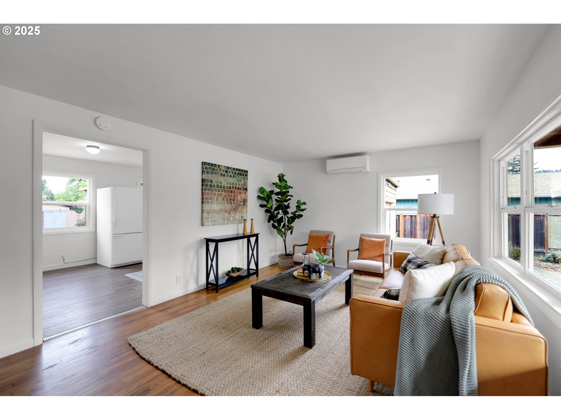 Eugene, Oregon 97405, United States, 3 Bedrooms Bedrooms, ,2 BathroomsBathrooms,Residential,Pending,208663