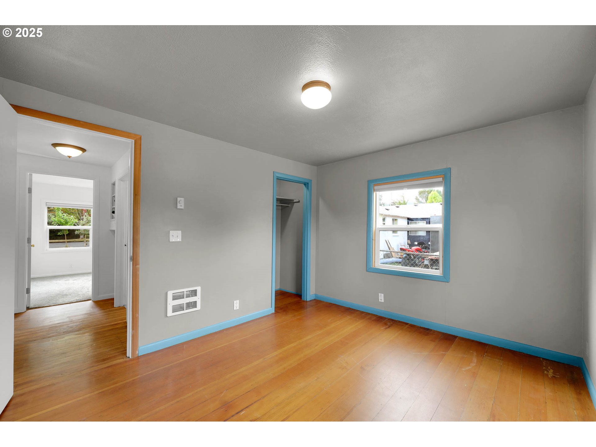 Eugene, Oregon 97405, United States, 3 Bedrooms Bedrooms, ,2 BathroomsBathrooms,Residential,Pending,208663