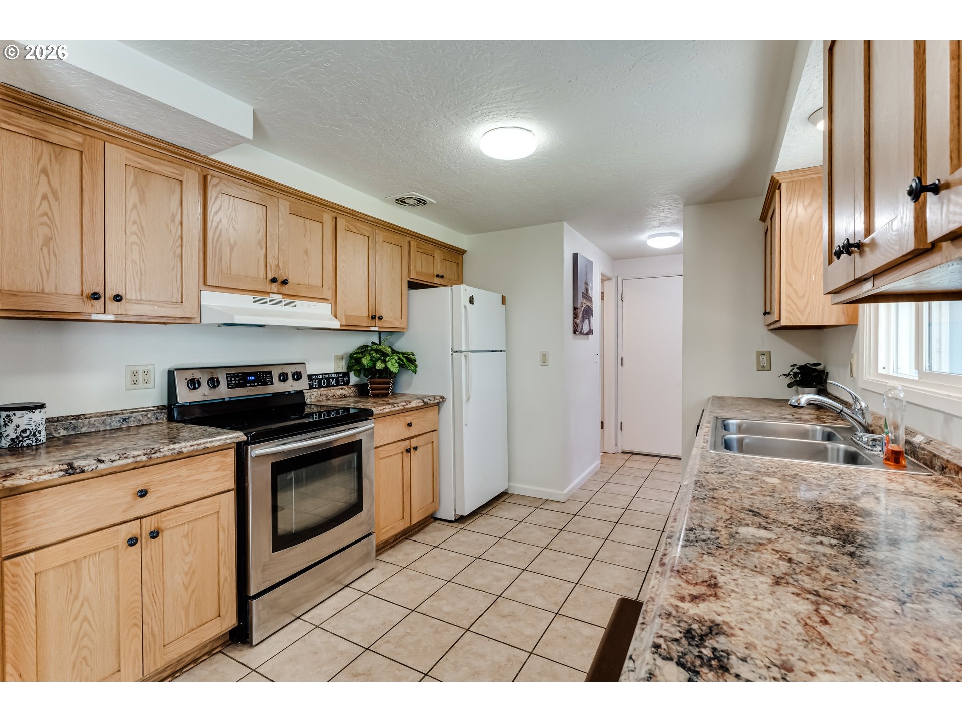 1141 W 24TH AVE