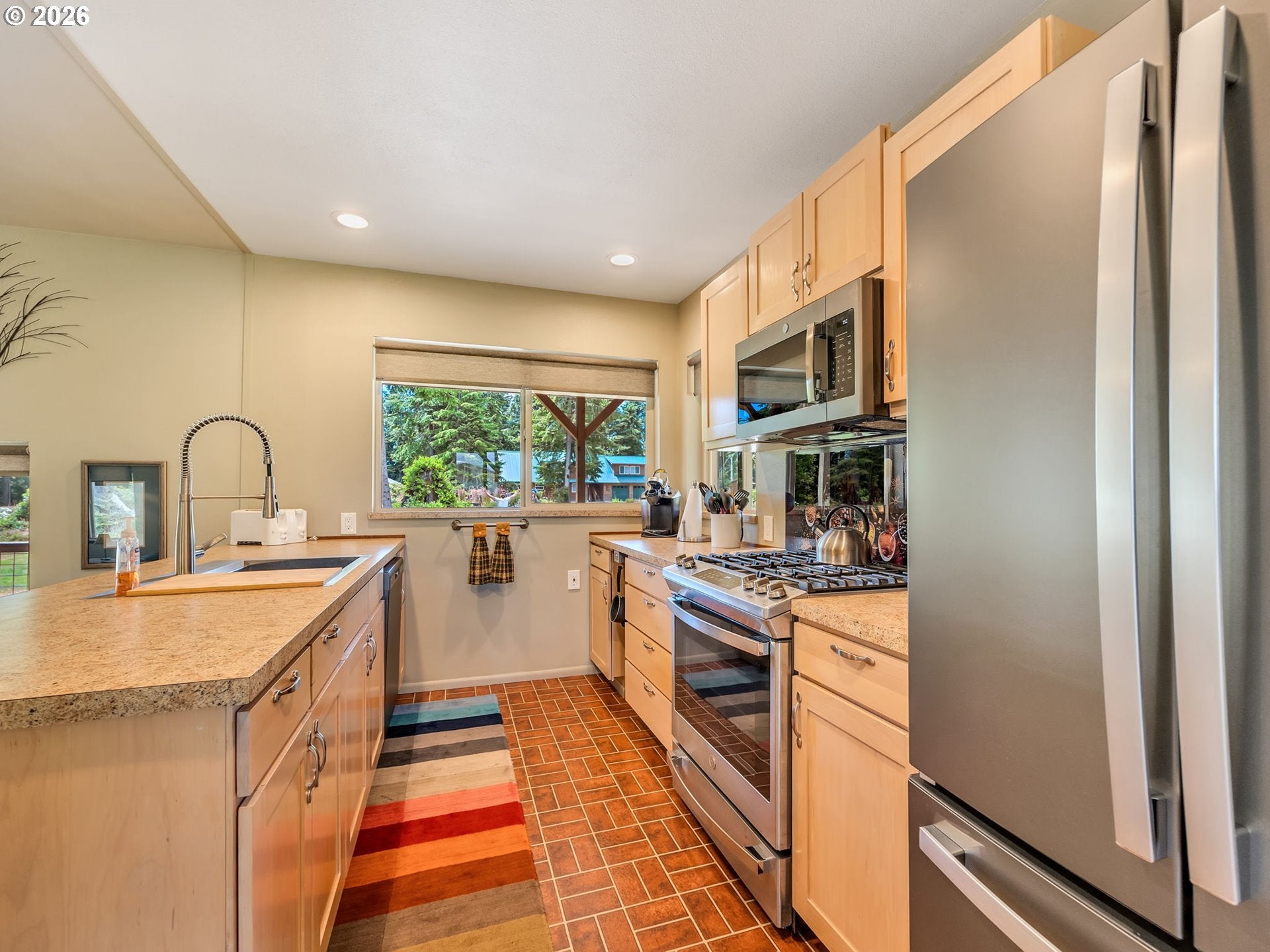 2902 FOXGLOVE LN