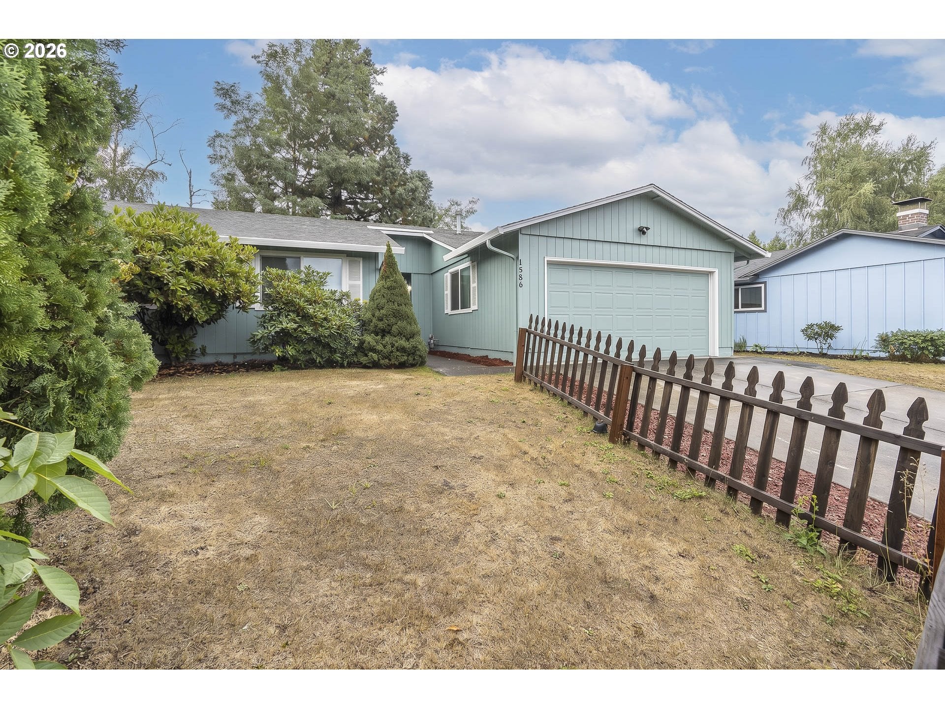 1586 FREEMAN CT