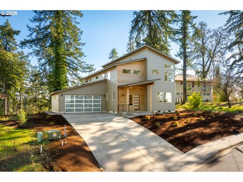 2969 CAPITAL DR Eugene OR 97403
