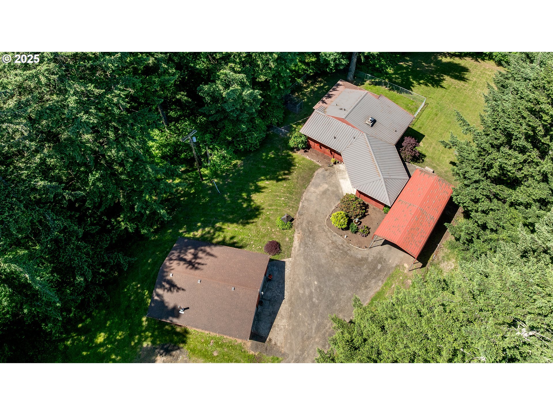 19609 SE WOODED HILLS DR