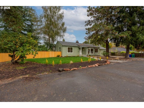 4600 NE 80th Ave, Portland, OR 97218 - #: 257773749