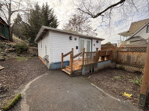 A home in Roseburg