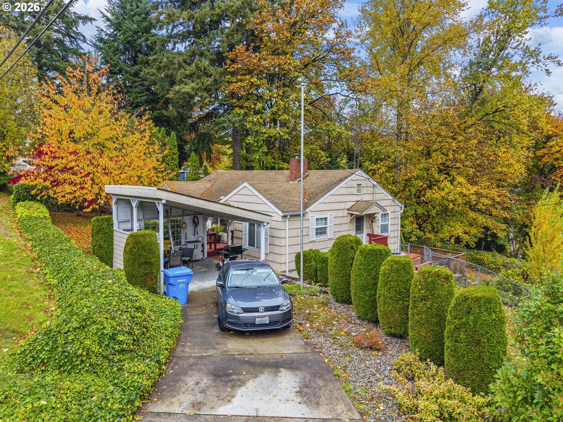 126 OLD BEACON HILL DR