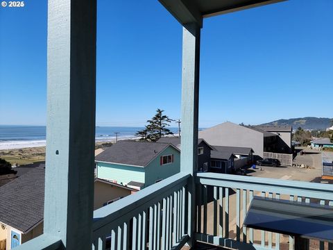 A home in Gold Beach