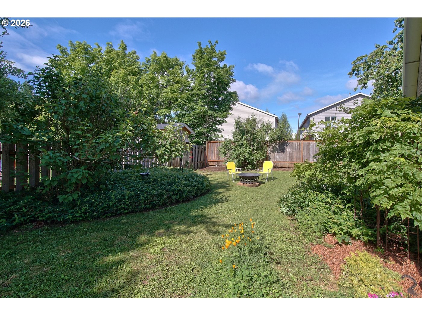 469 HARRIS LN