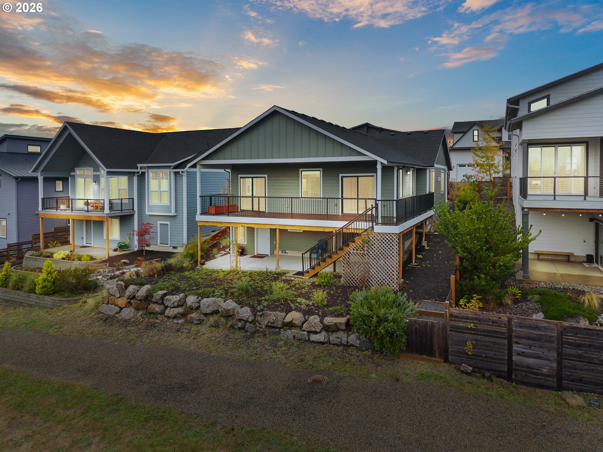 540 SEA VIEW DR