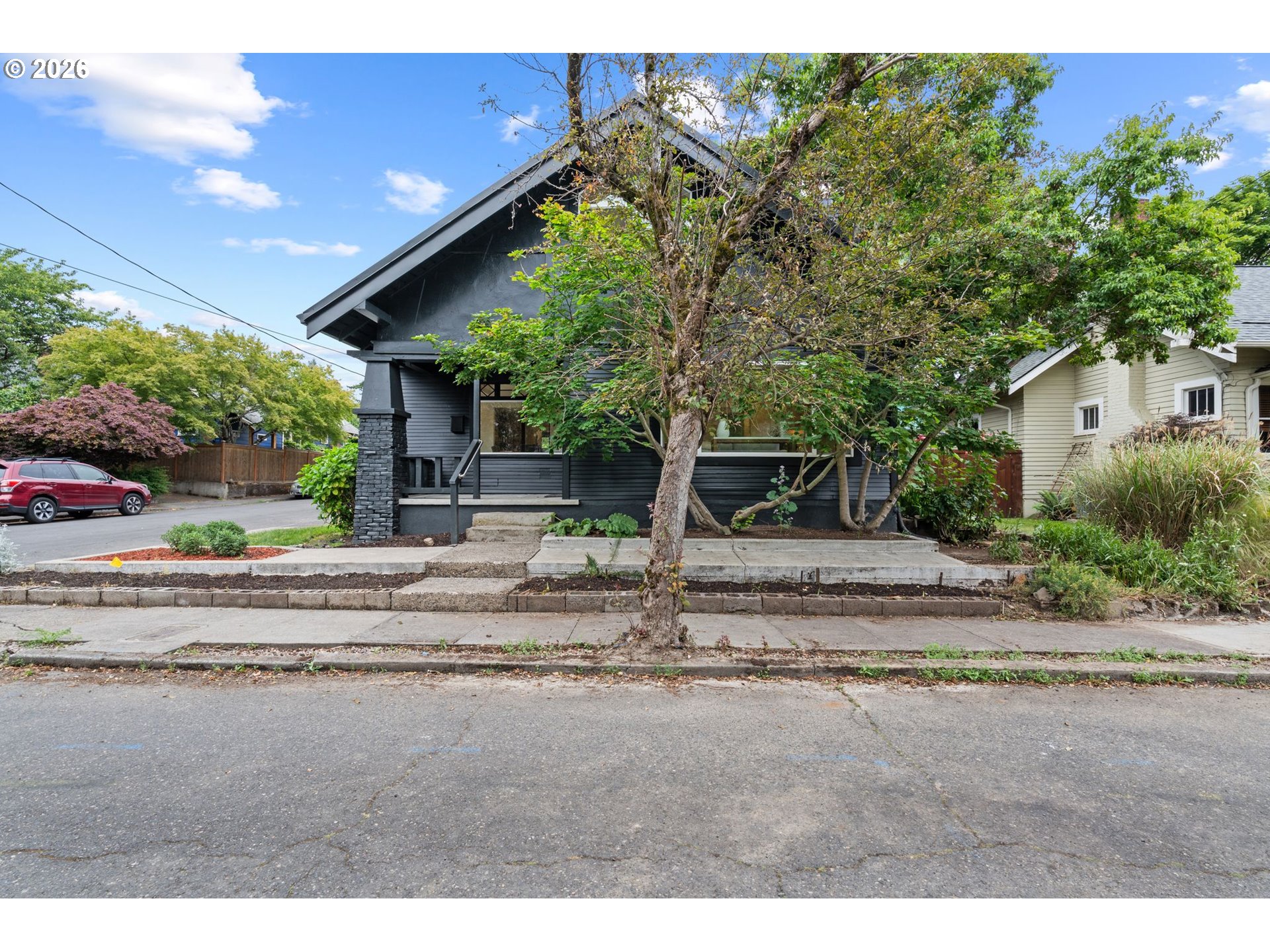 1706 SE 49TH AVE