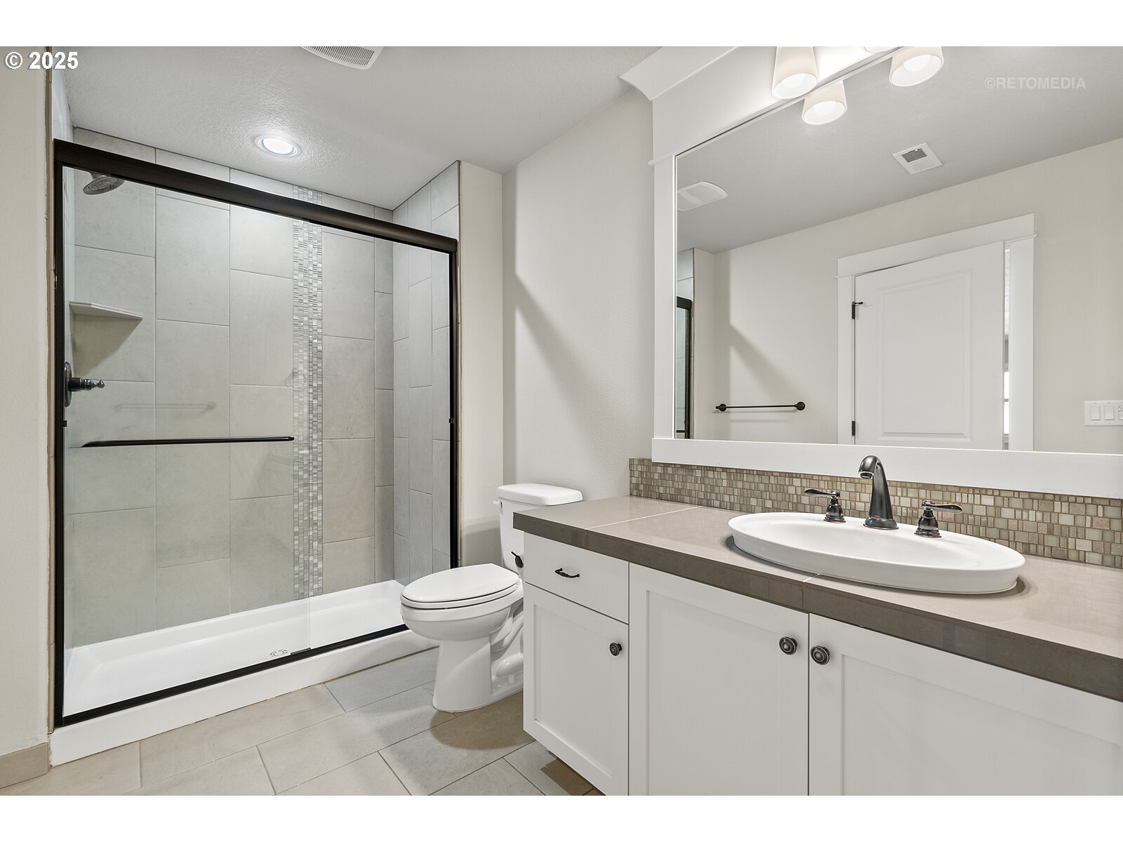 Portland, Oregon 97224, United States, 3 Bedrooms Bedrooms, ,3 BathroomsBathrooms,Residential,Active,169099