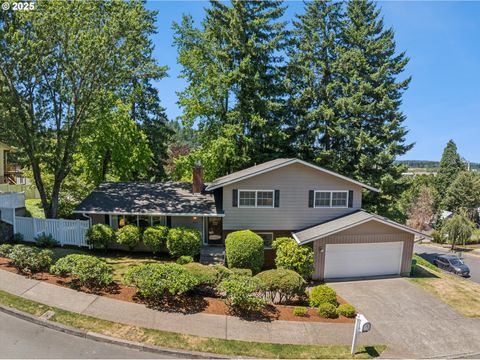 855 NW MAWRCREST DR Gresham OR 97030