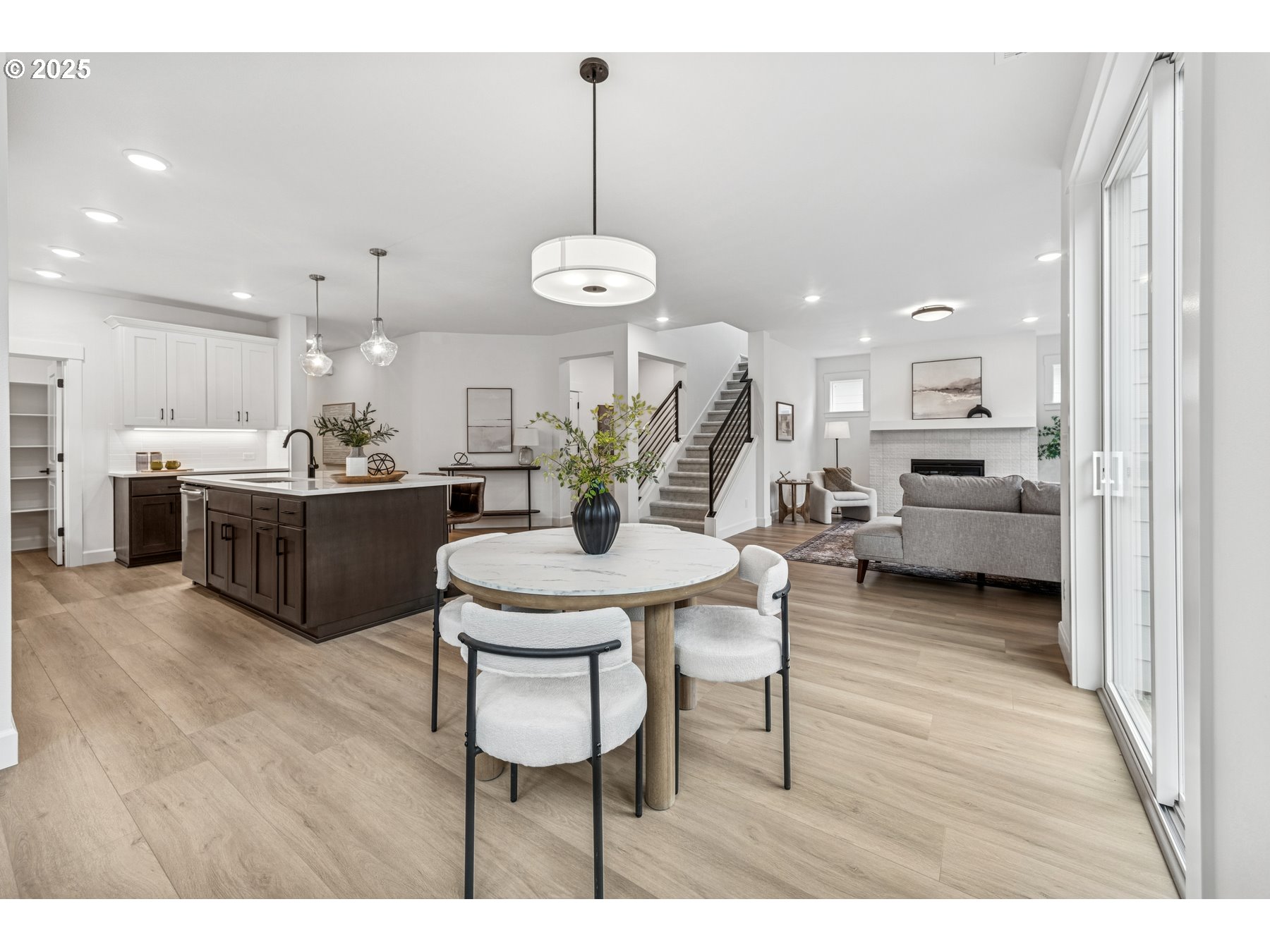 16353 SW Cambridge LN